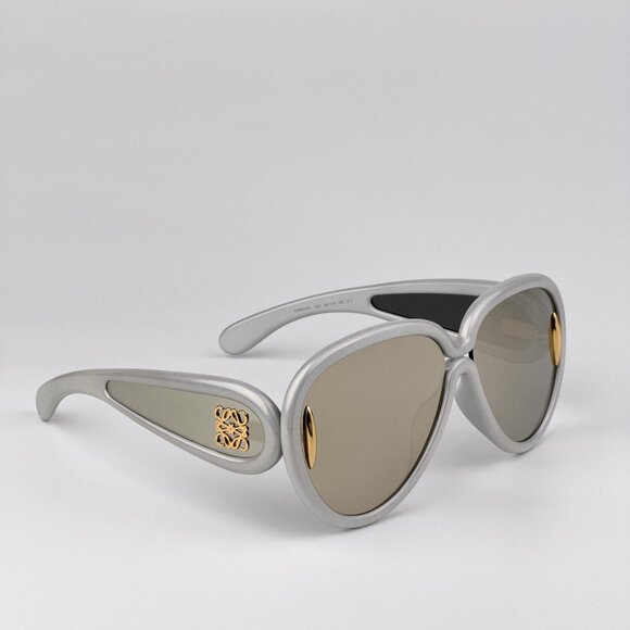Loewe x Paula’s Ibiza Sunglasses – Metallic White Pilot Gold Mirror LW40132I 24C - Picture 4 of 11
